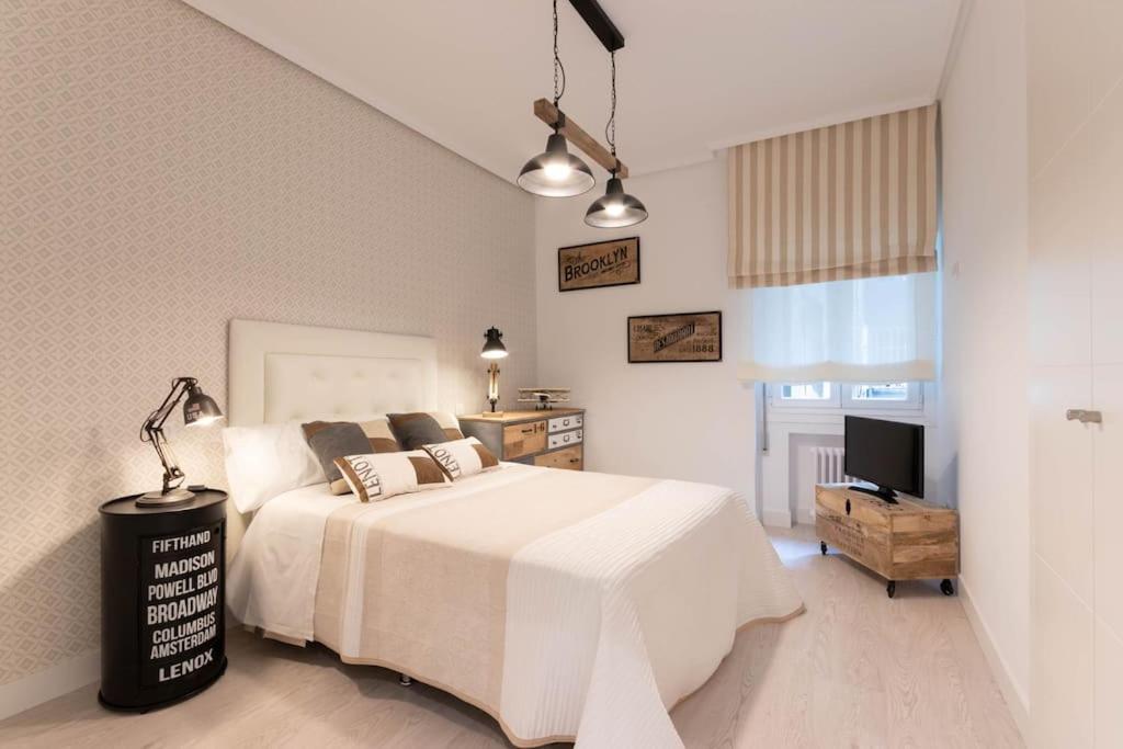 Apartamento Luxury Centro Bilbao Garaje Εξωτερικό φωτογραφία